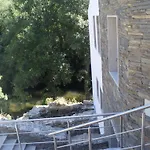 Εξοχικό σπίτι Moinho Da Ponte Velha *