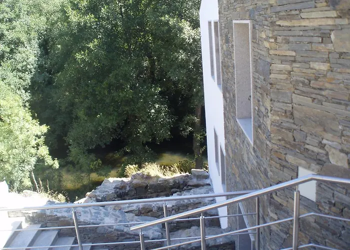 컨트리하우스 Moinho Da Ponte Velha *